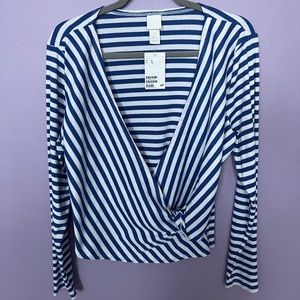 💎 Faux wrap shirt 💎